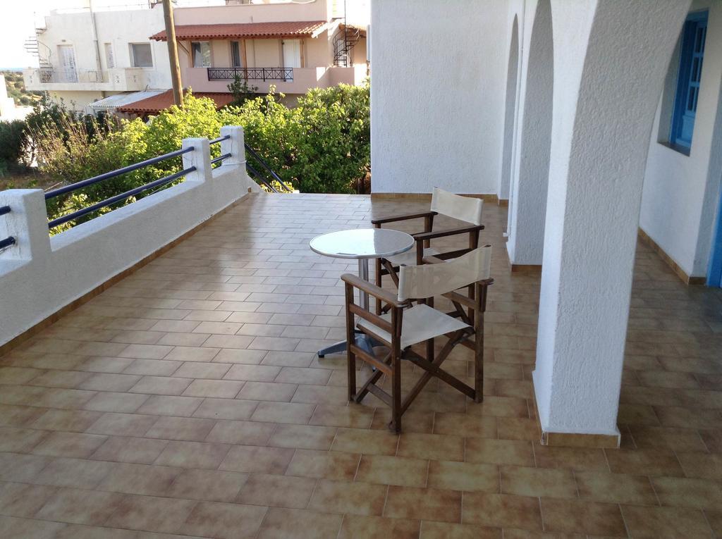 איסטרו Stavros Apartments חדר תמונה
