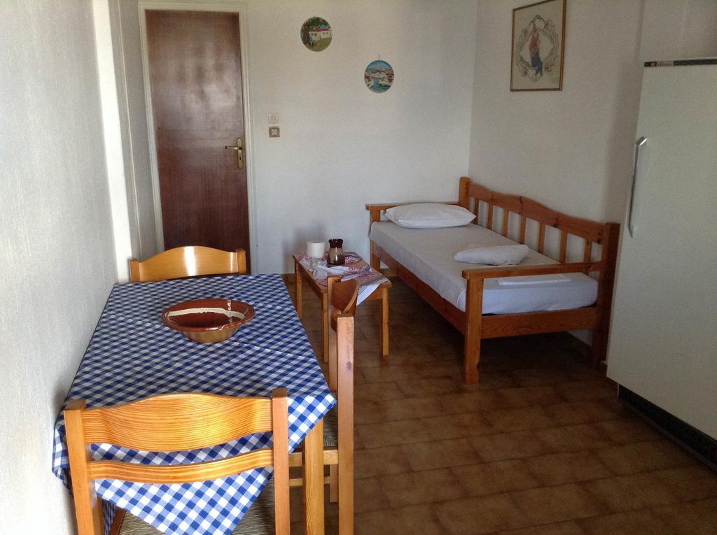 איסטרו Stavros Apartments חדר תמונה