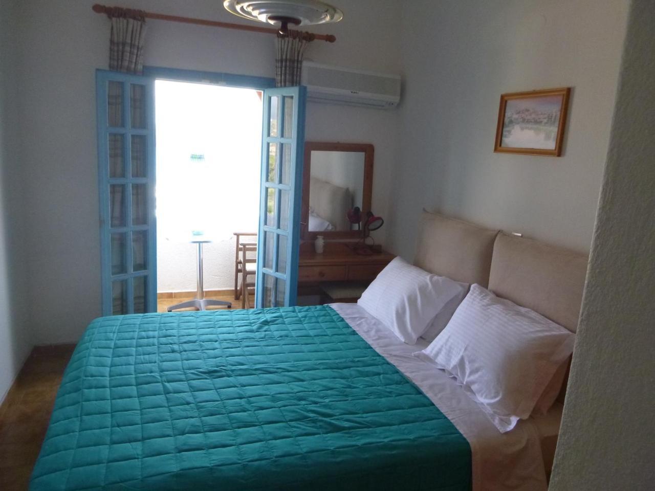 איסטרו Stavros Apartments מראה חיצוני תמונה