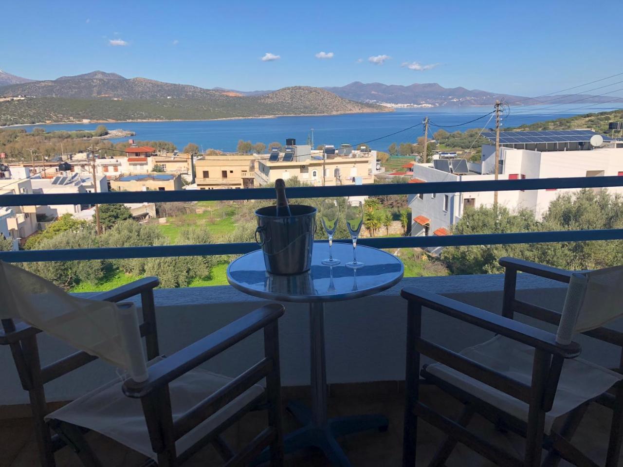 איסטרו Stavros Apartments מראה חיצוני תמונה