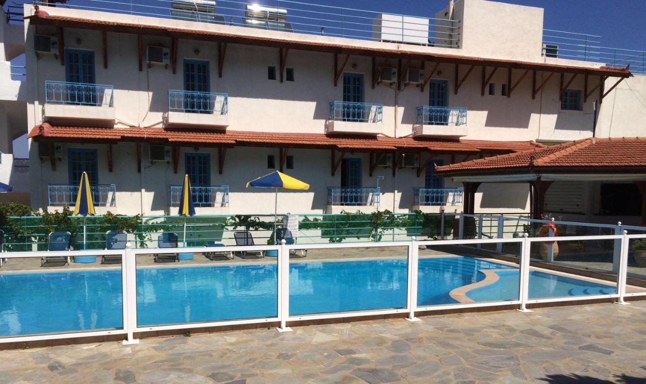איסטרו Stavros Apartments מראה חיצוני תמונה
