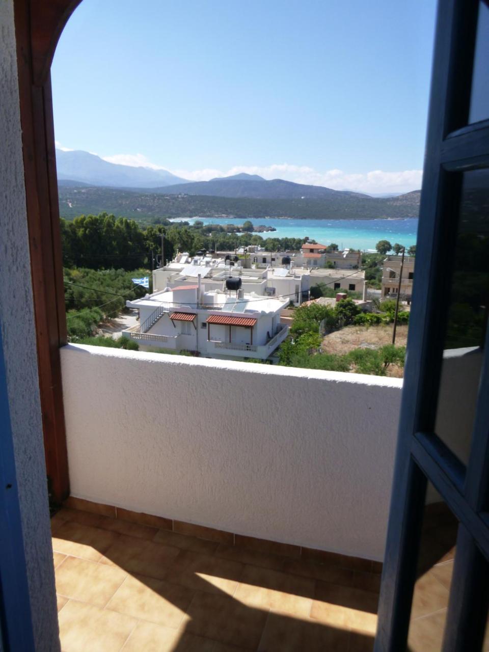 איסטרו Stavros Apartments מראה חיצוני תמונה