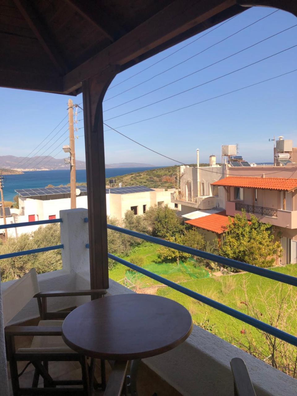 איסטרו Stavros Apartments מראה חיצוני תמונה