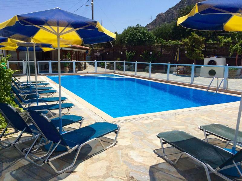 איסטרו Stavros Apartments מראה חיצוני תמונה